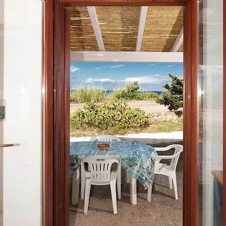 Stella Marina Aparthotel 3*