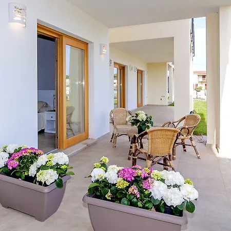 Stella Marina Aparthotel 4*