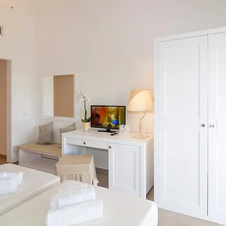 Aparthotel Stella Marina 3*