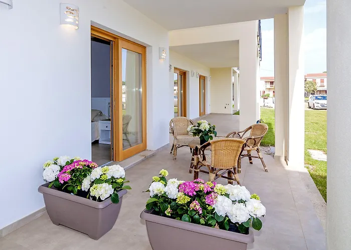 Stella Marina Aparthotel 3*