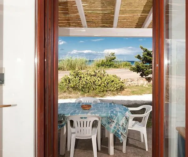 Stella Marina Aparthotel 3*